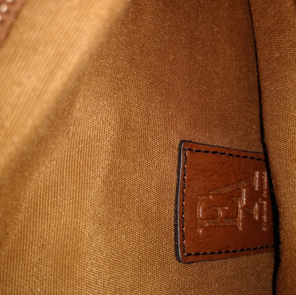 Ladies Vintage Carmel Brown Etienne Aigner Leather Purse - Picture 5 of 7